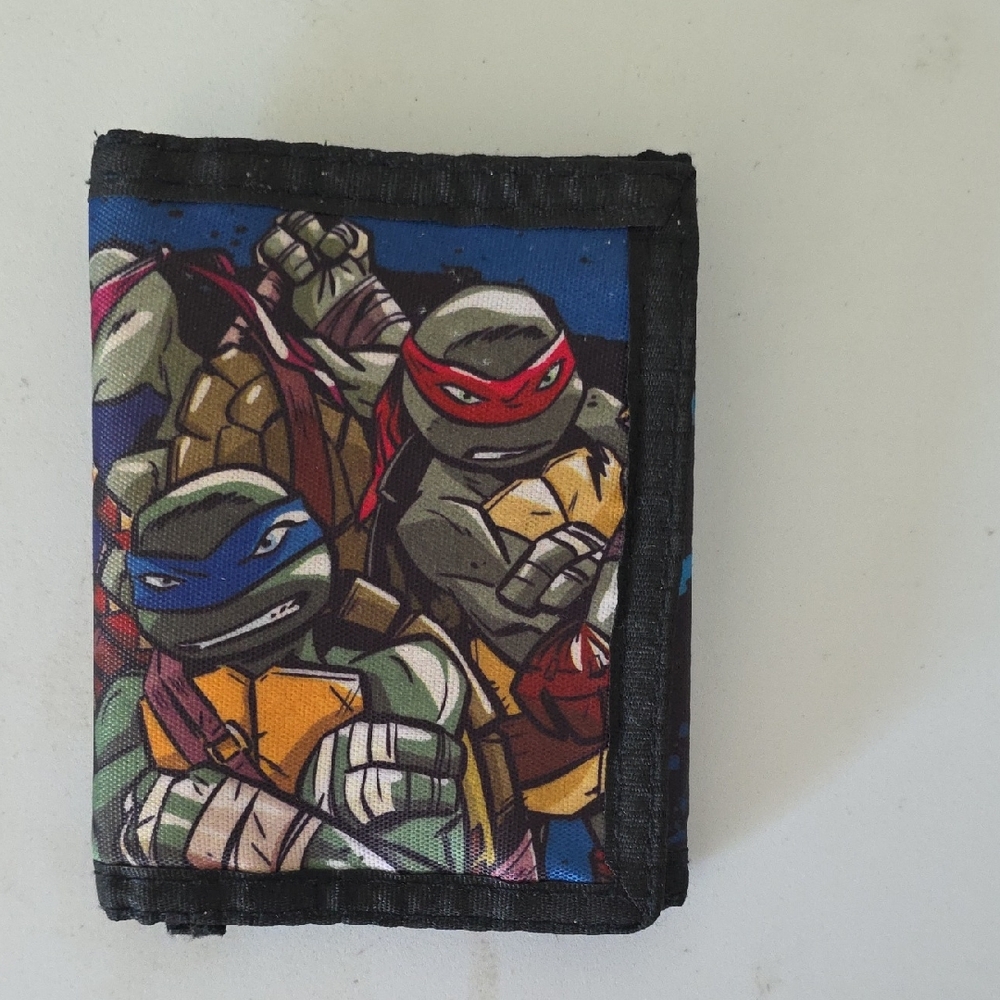 Nickelodeon Teenage Mutant Ninja Turtles Wallet - Blue, Red, Green